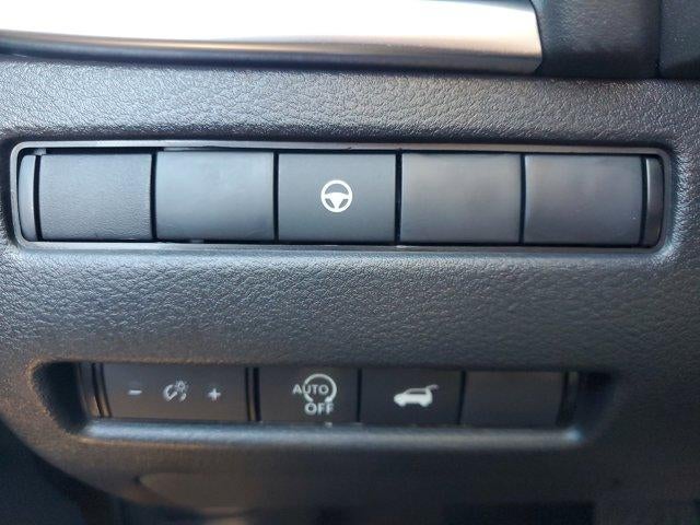 2026 Nissan Rogue FWD SV *Ltd Avail*