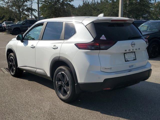 2026 Nissan Rogue FWD SV *Ltd Avail*