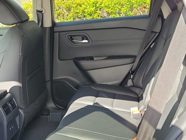 2026 Nissan Rogue 2026.5 FWD Dark Armor