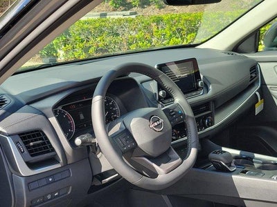 2026 Nissan Rogue 2026.5 FWD Dark Armor