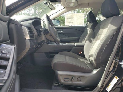 2026 Nissan Rogue FWD SV *Ltd Avail*