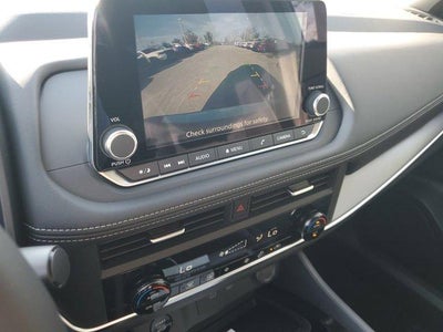 2026 Nissan Rogue FWD SV *Ltd Avail*