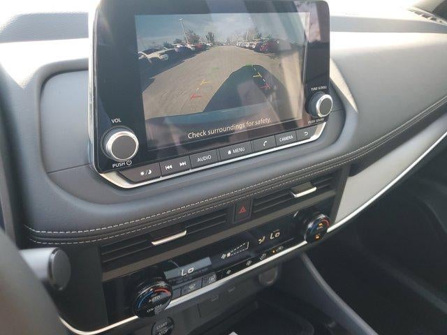 2026 Nissan Rogue FWD SV *Ltd Avail*