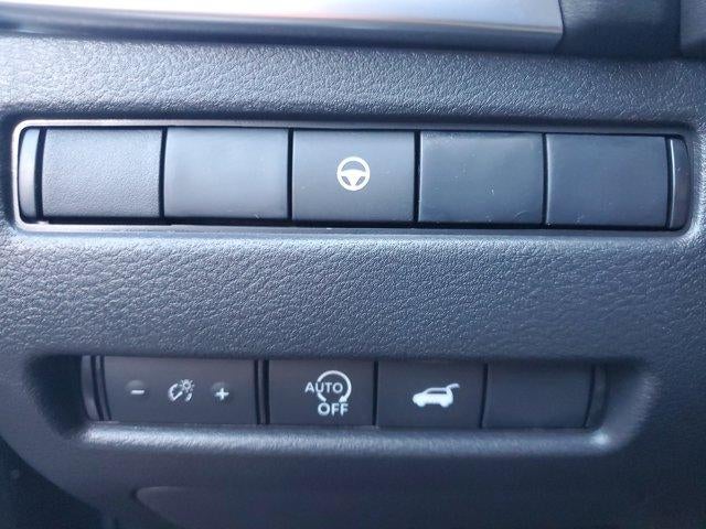 2026 Nissan Rogue FWD SV *Ltd Avail*