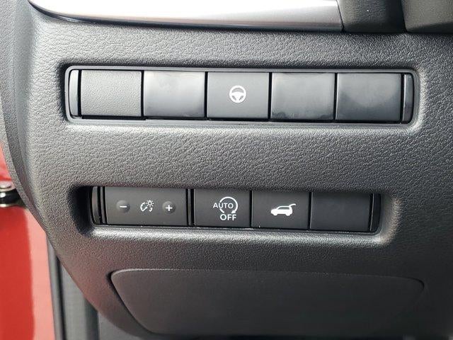 2026 Nissan Rogue FWD SV *Ltd Avail*