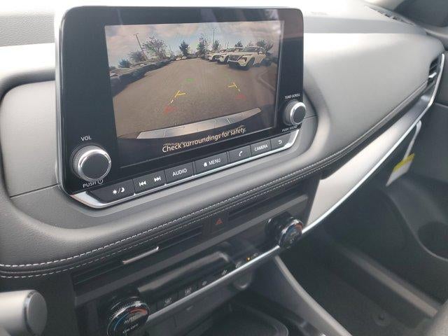 2026 Nissan Rogue FWD SV *Ltd Avail*