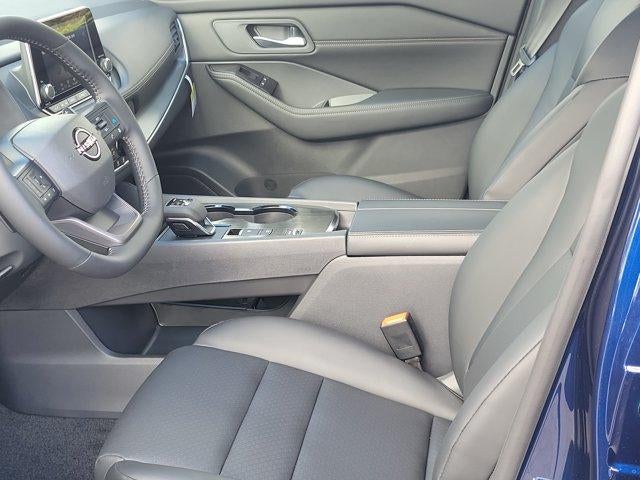 2026 Nissan Rogue 2026.5 FWD Dark Armor