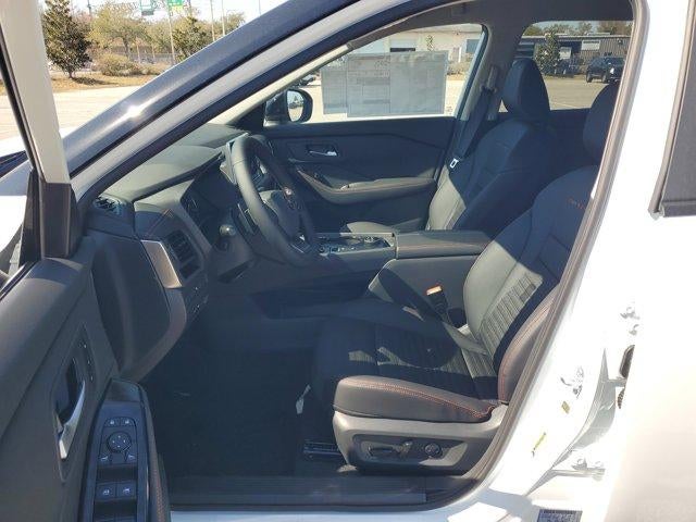 2026 Nissan Rogue 2026.5 AWD Rock Creek