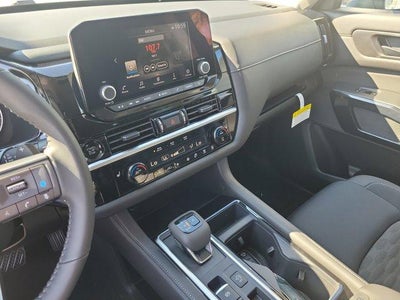 2025 Nissan Pathfinder SV 2WD