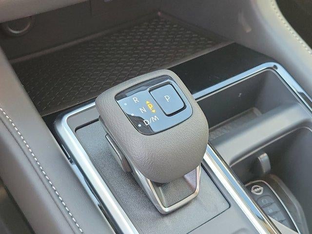 2025 Nissan Pathfinder SV 2WD