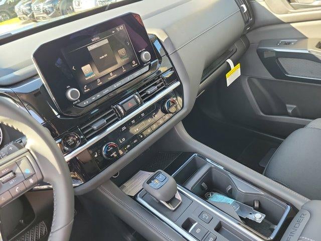 2025 Nissan Pathfinder SV 2WD