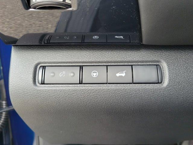 2026 Nissan Pathfinder SV 2WD