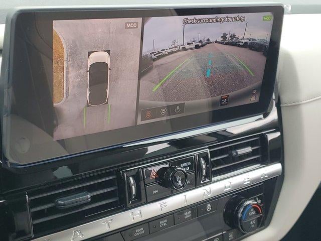 2026 Nissan Pathfinder SL 4WD