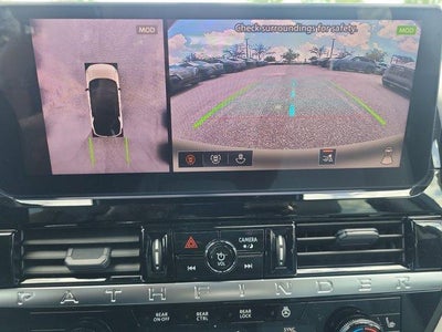 2026 Nissan Pathfinder SL 4WD