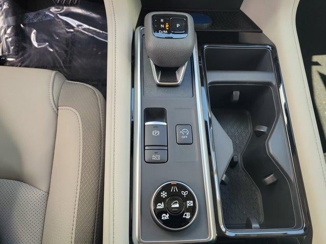 2026 Nissan Pathfinder SL 4WD