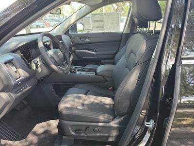 2026 Nissan Pathfinder SL 2WD