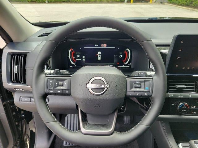 2026 Nissan Pathfinder SL 2WD