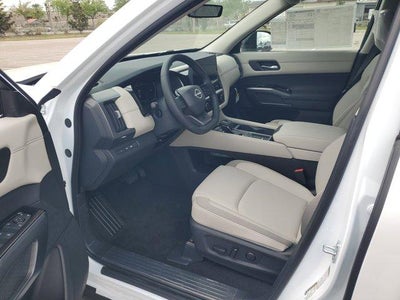 2026 Nissan Pathfinder SL 2WD