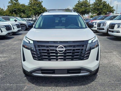 2026 Nissan Pathfinder Platinum 2WD
