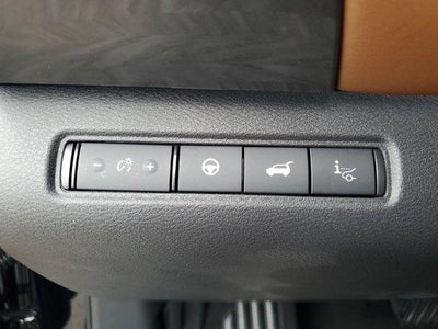 2026 Nissan Pathfinder Platinum 2WD