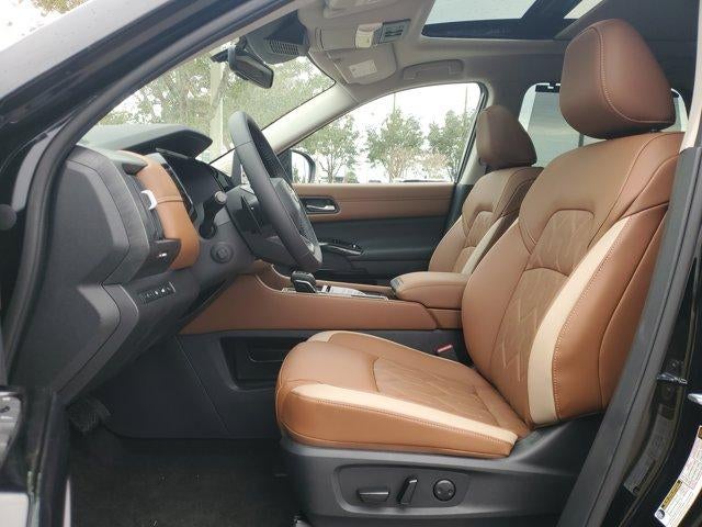 2026 Nissan Pathfinder Platinum 2WD