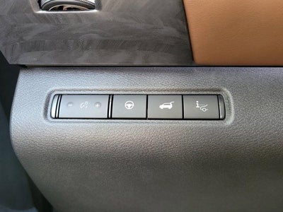 2026 Nissan Pathfinder Platinum 2WD