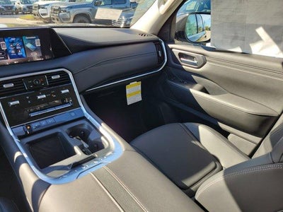 2026 Nissan Armada 4x2 SV