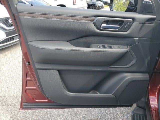 2025 Nissan Armada 4x4 SL