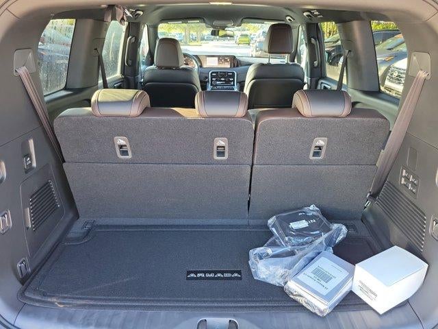 2025 Nissan Armada 4x4 SL