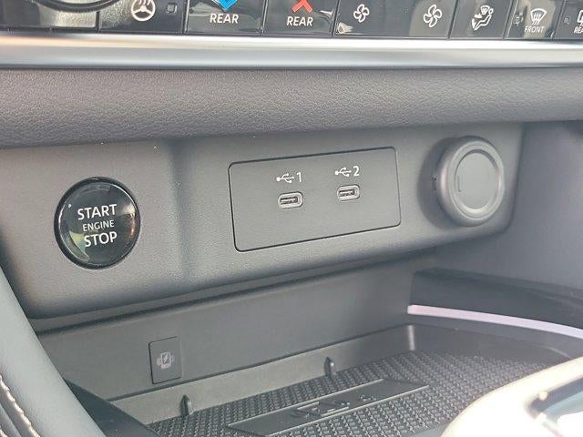 2026 Nissan Rogue AWD Platinum *Ltd Avail*