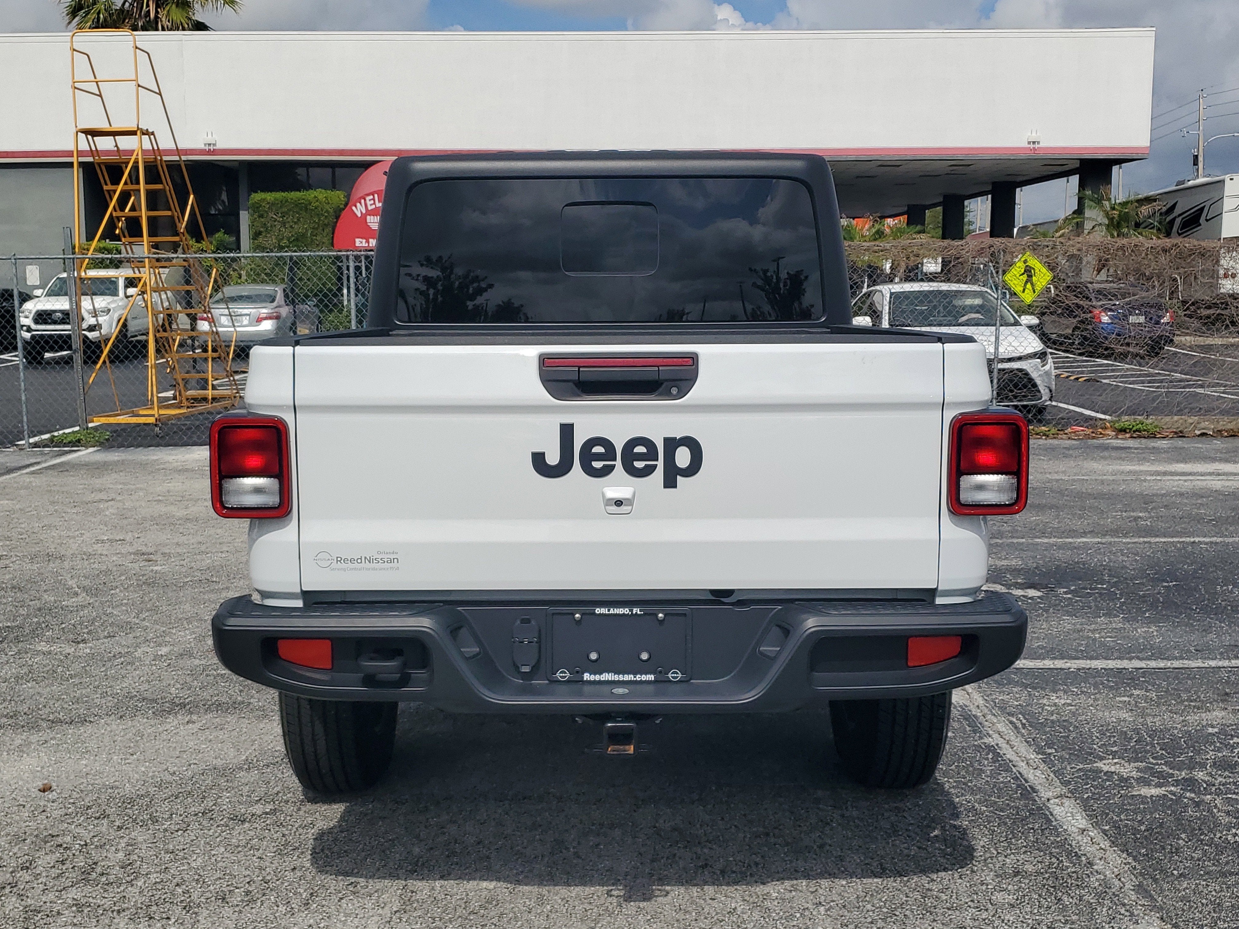 2024 Jeep Gladiator Sport S