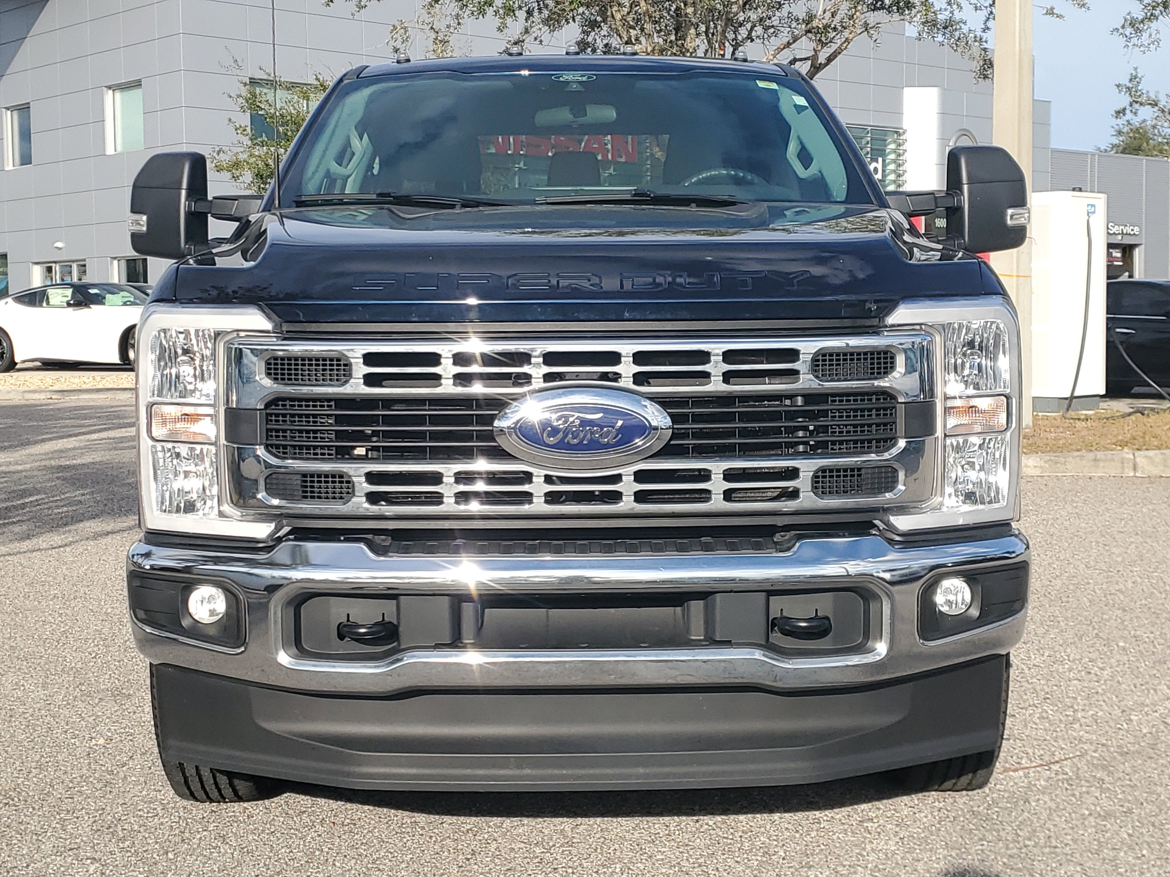 2025 Ford Super Duty F-350 DRW XLT