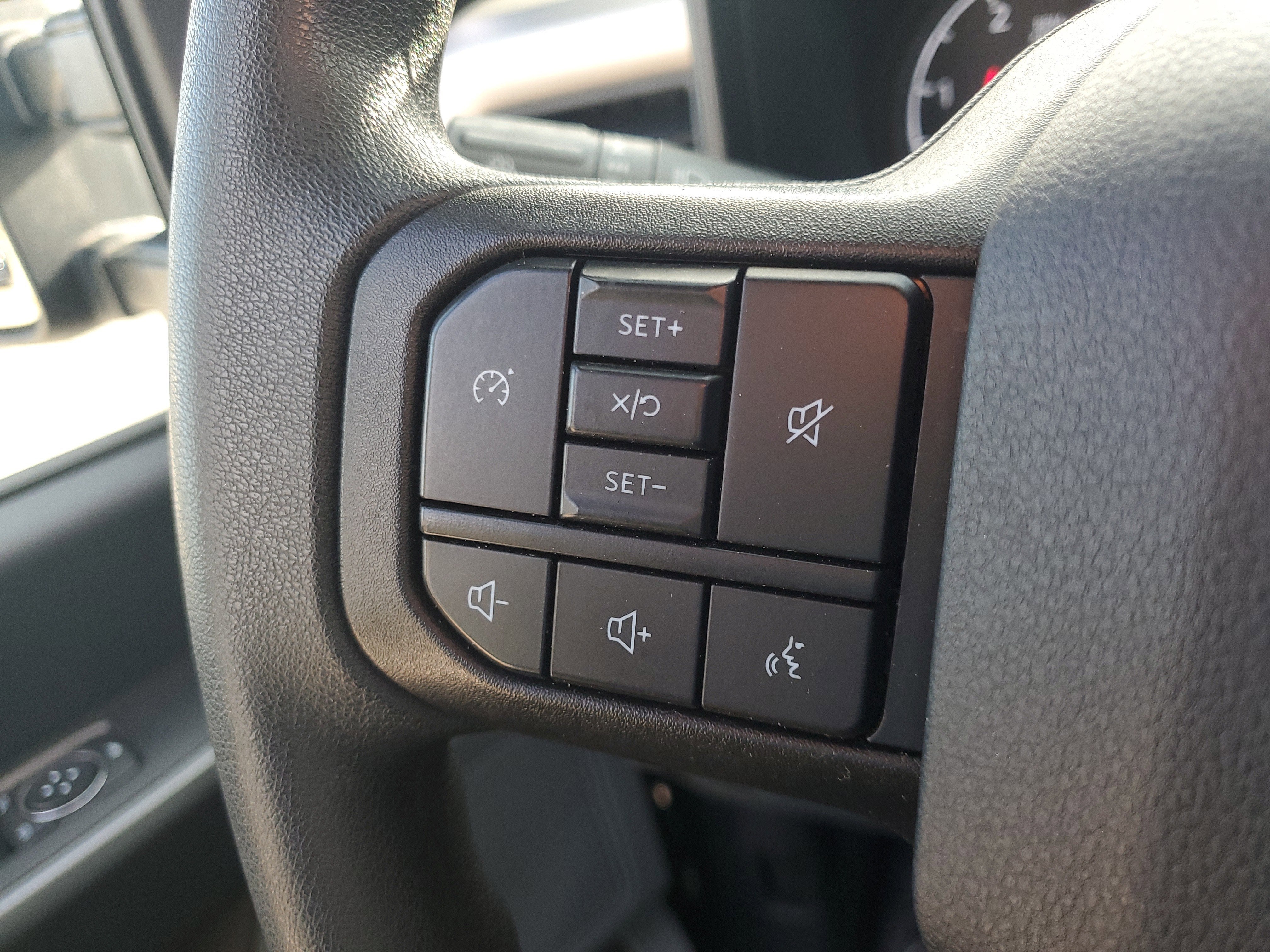 2025 Ford Super Duty F-350 DRW XLT