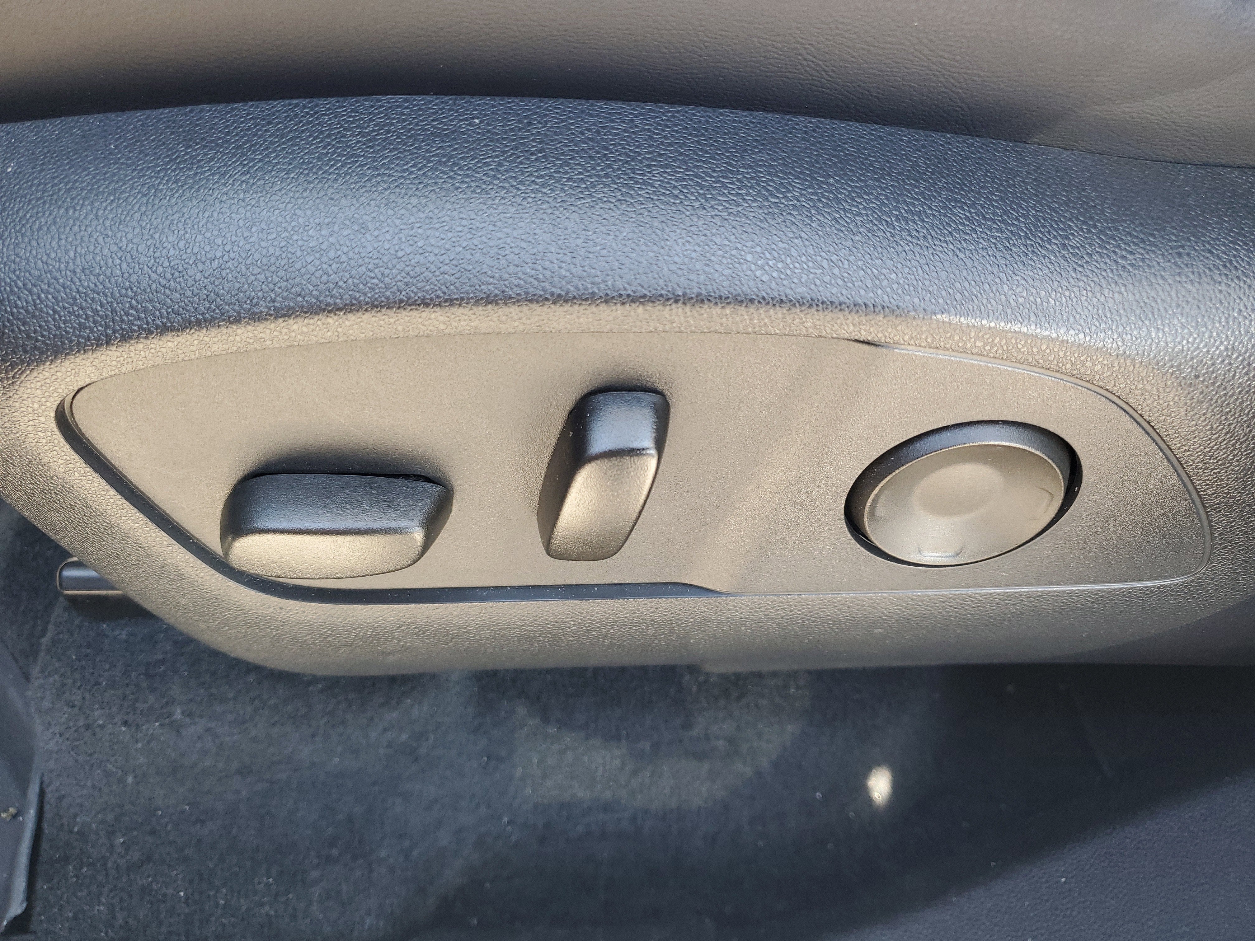 2024 GMC Acadia FWD Denali