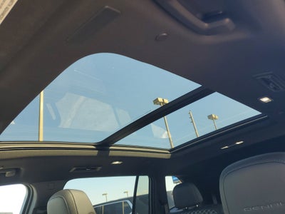 2024 GMC Acadia FWD Denali