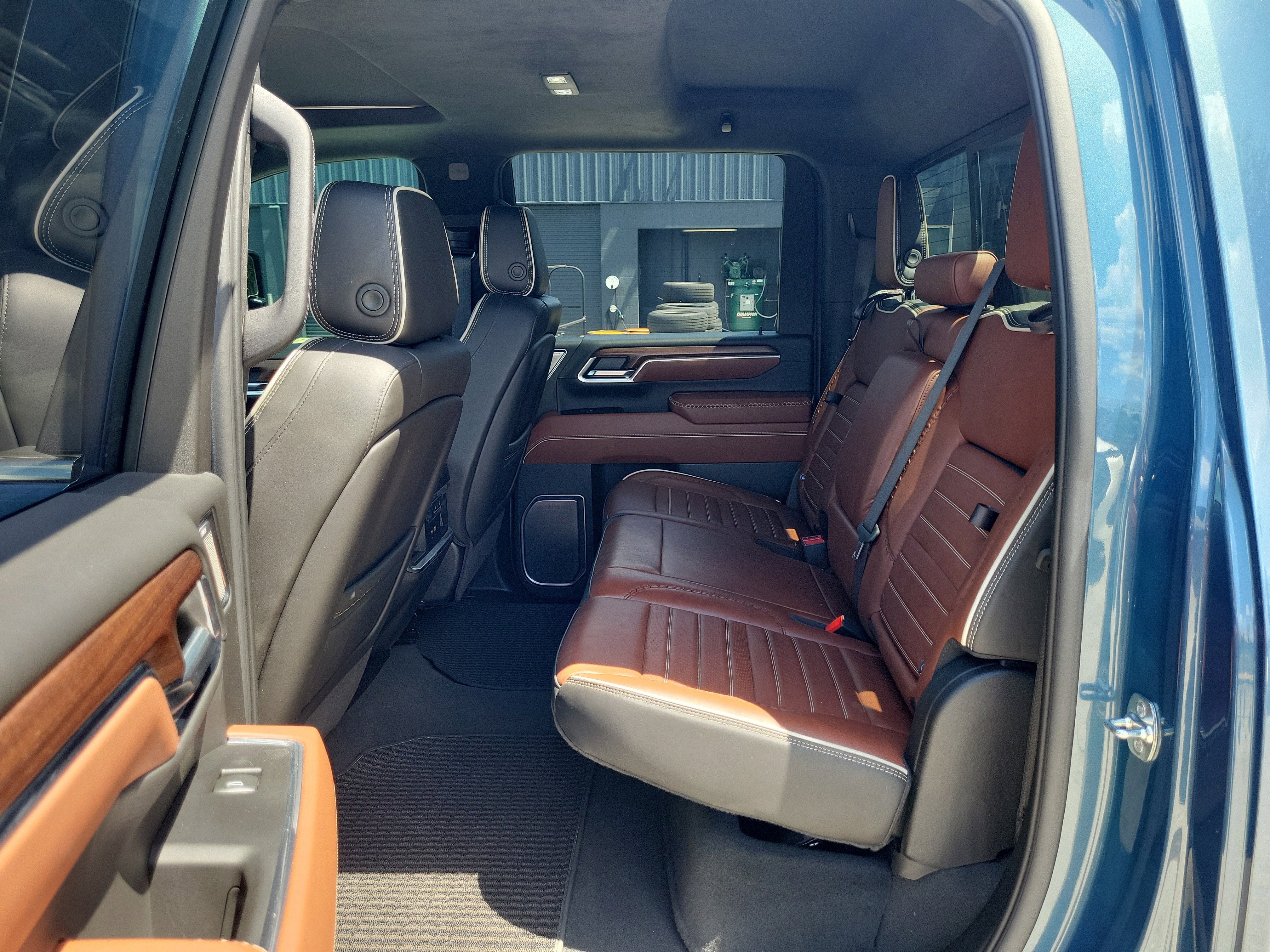 2025 GMC Sierra 2500HD Denali Ultimate