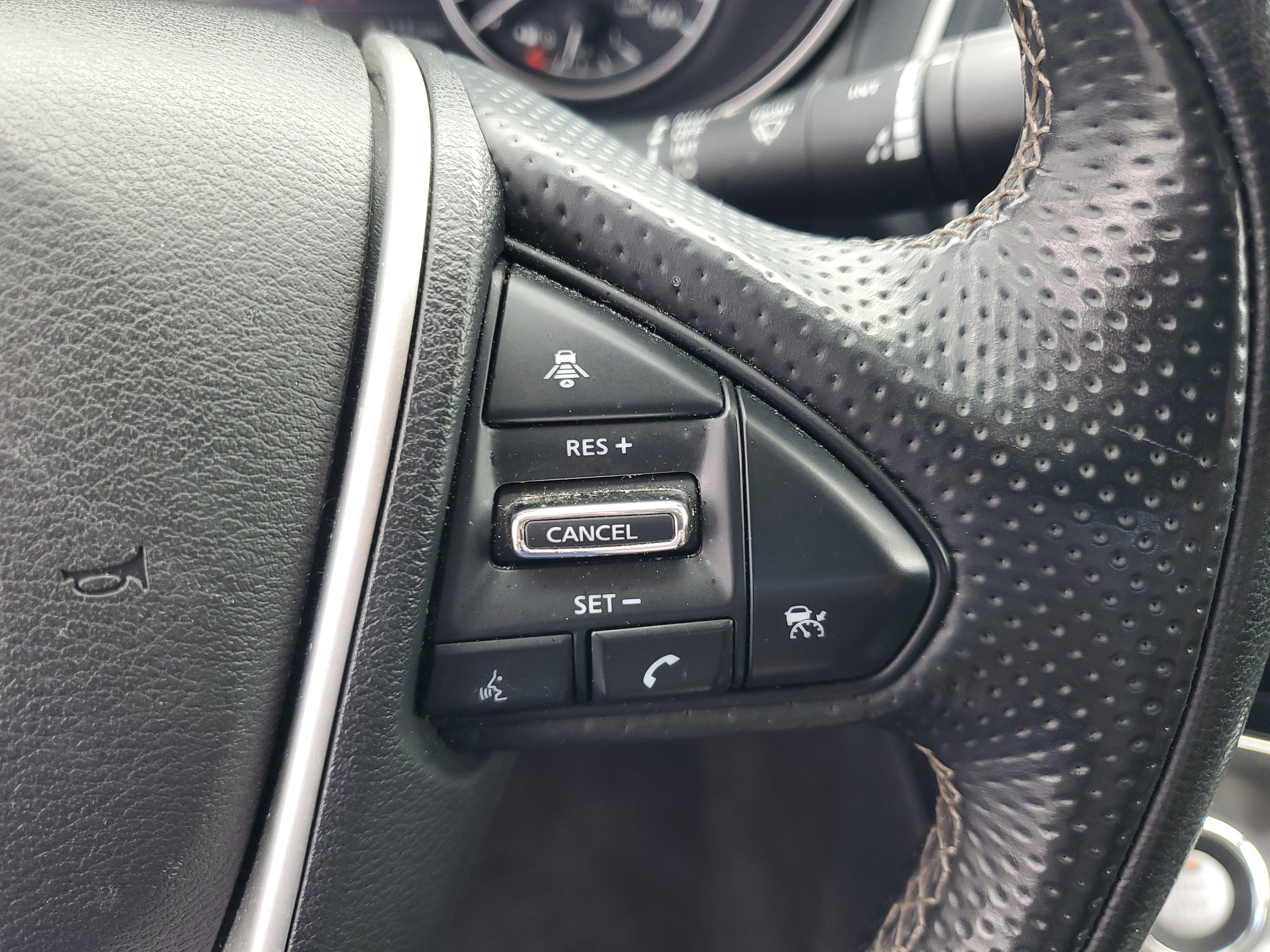 2023 Nissan Maxima SV