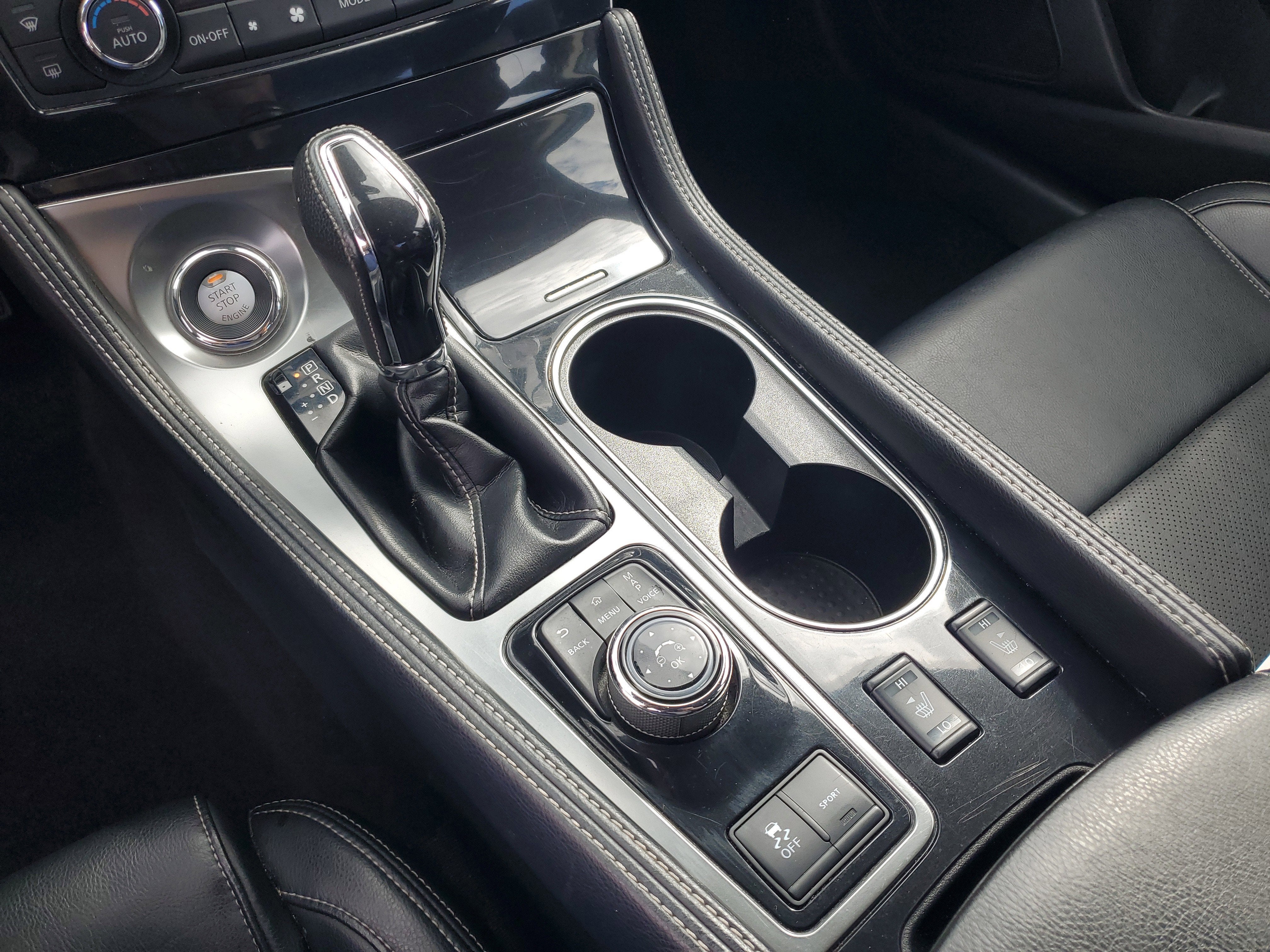 2023 Nissan Maxima SV