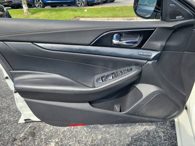 2020 Nissan Maxima Platinum