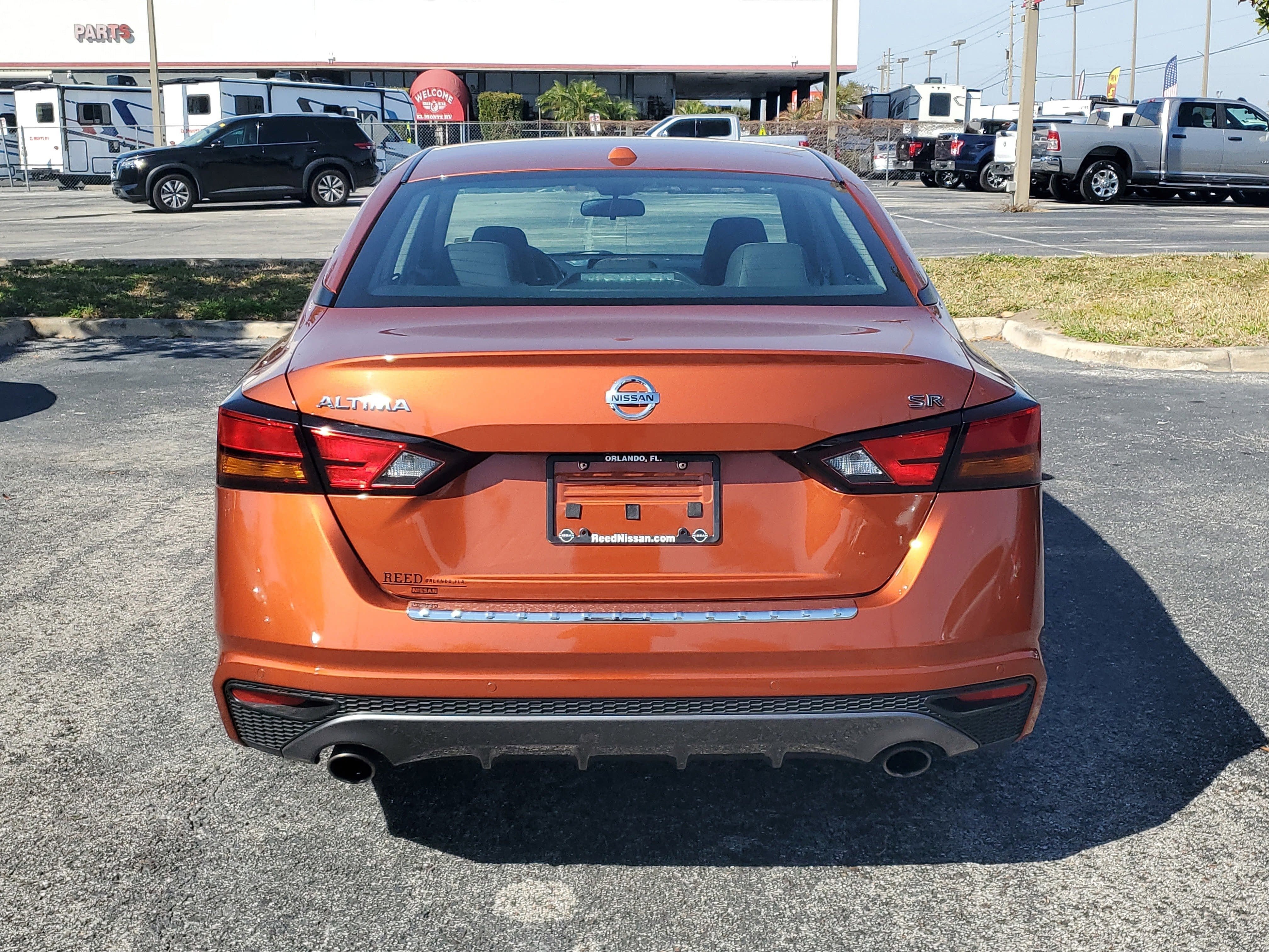 2022 Nissan Altima 2.5 SR