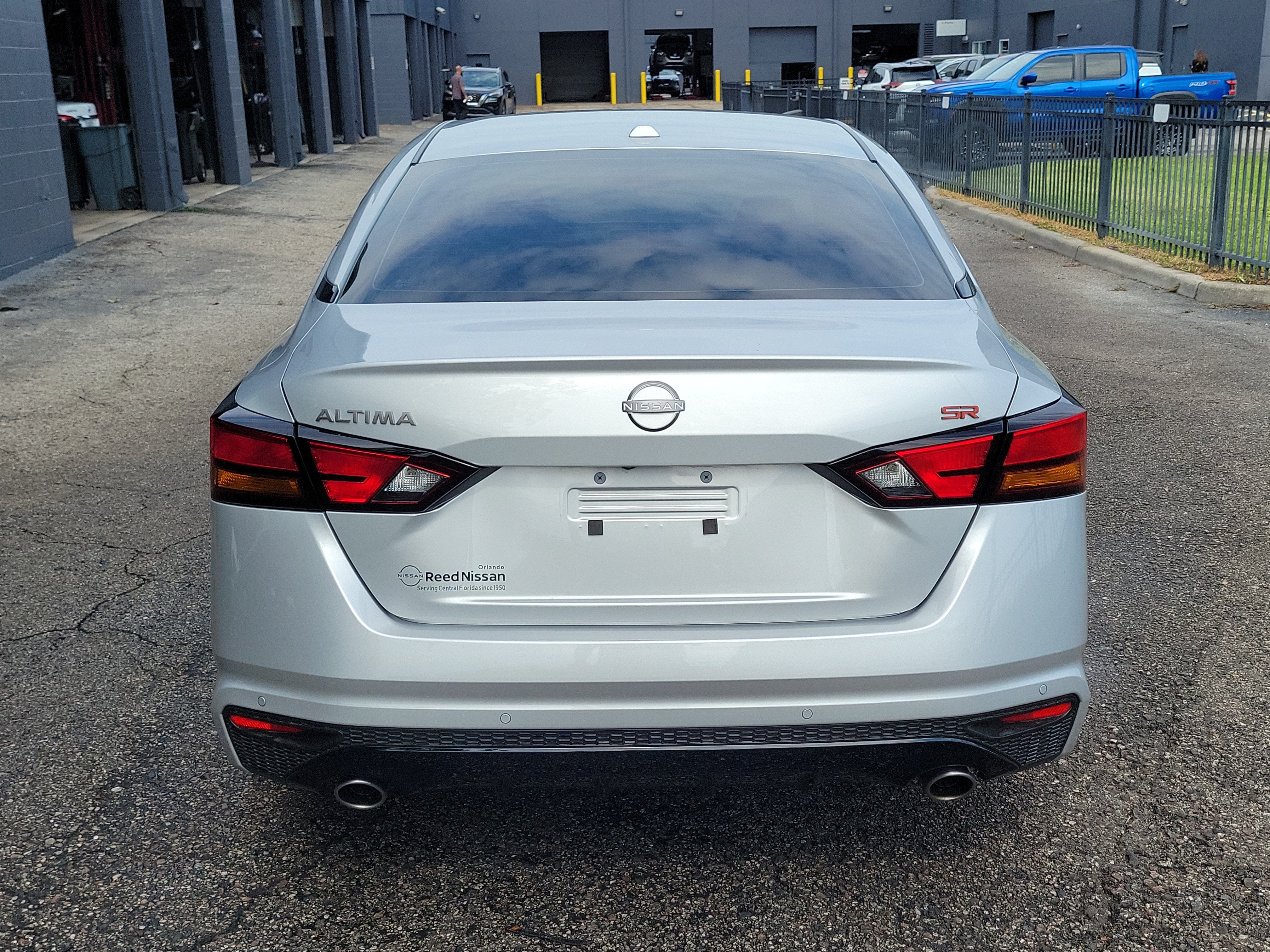 2025 Nissan Altima SR