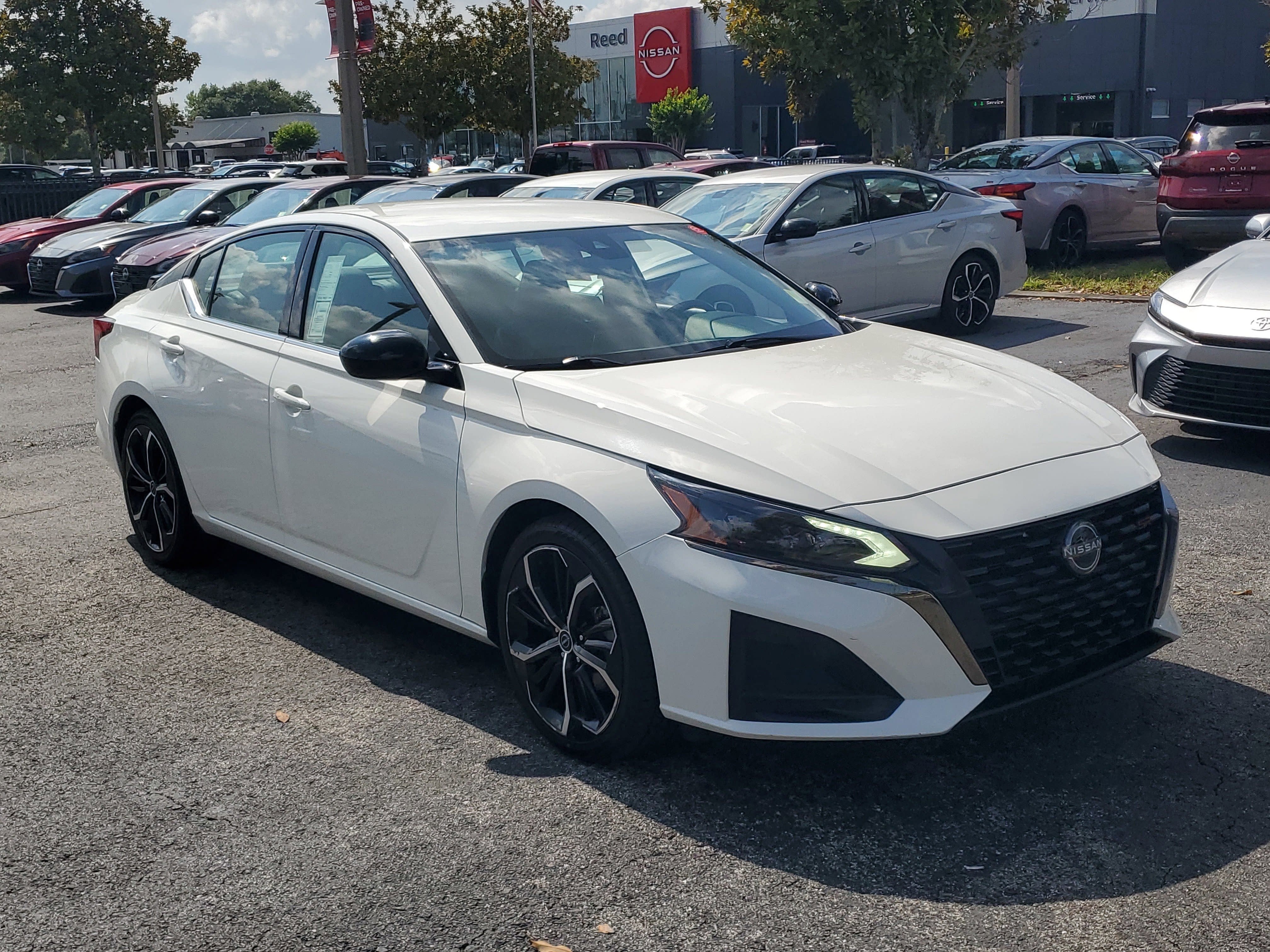 2024 Nissan Altima 2.5 SR