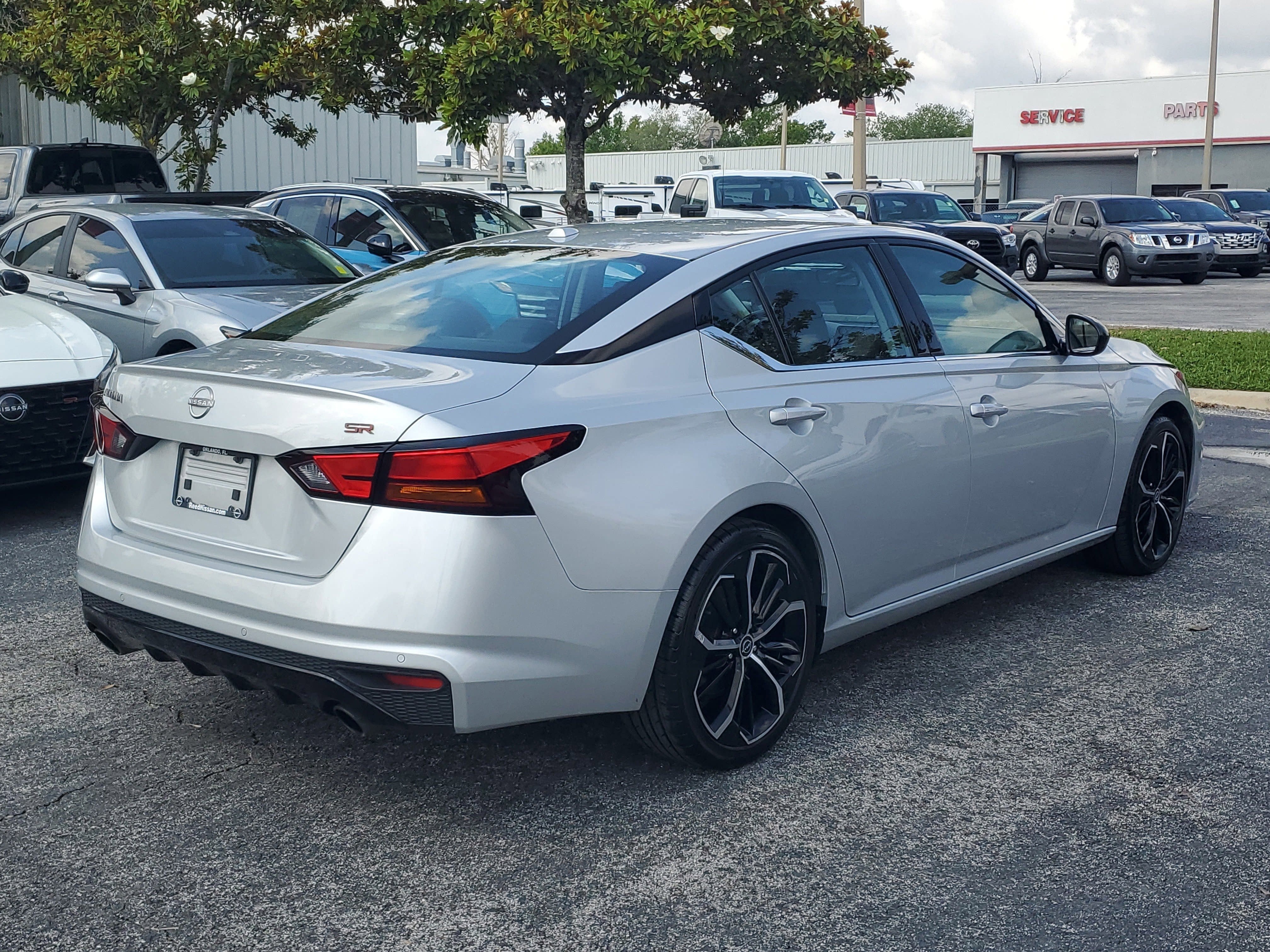 2024 Nissan Altima 2.5 SR