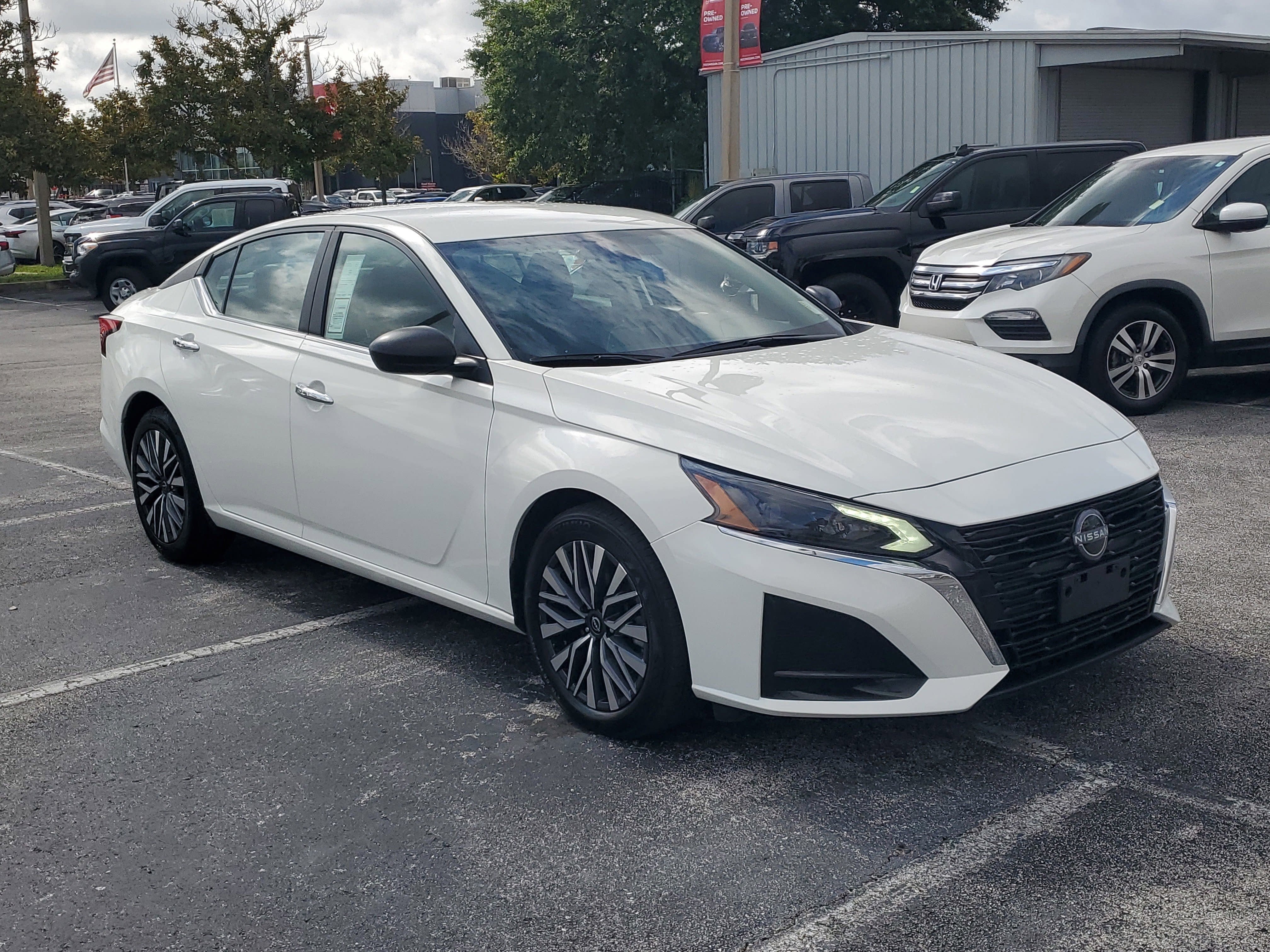 2025 Nissan Altima SV