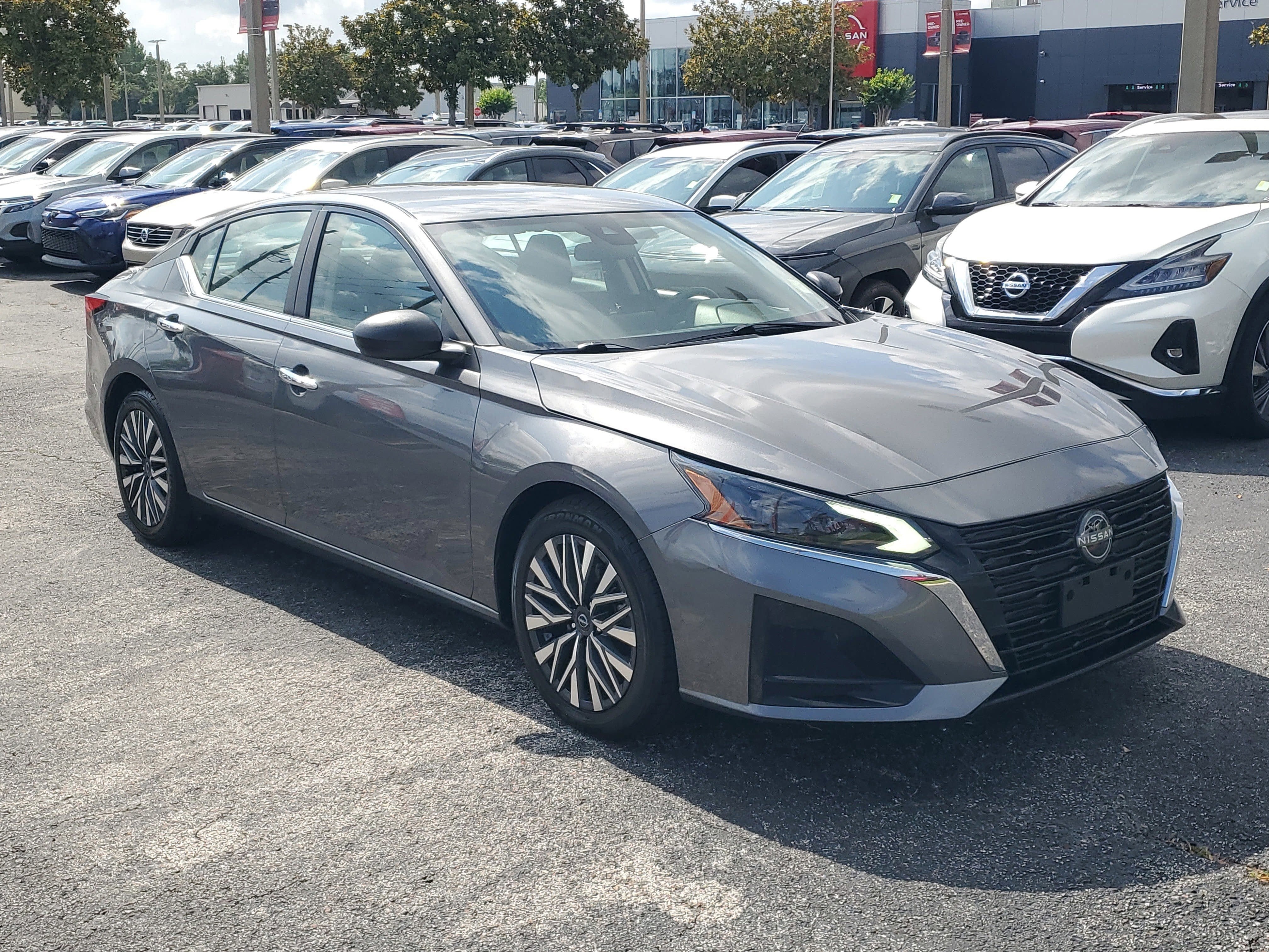 2024 Nissan Altima 2.5 SV