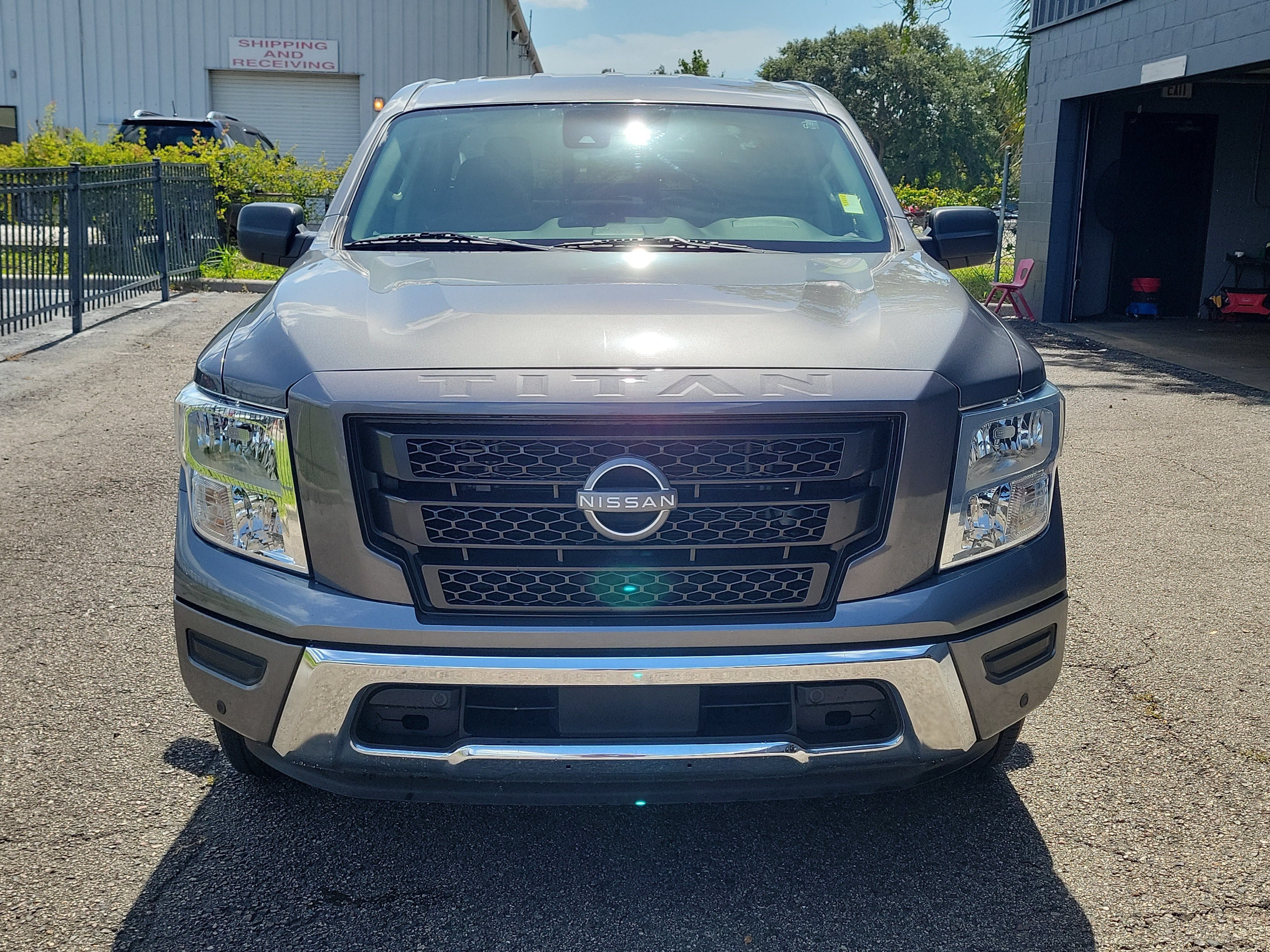 2024 Nissan Titan SV