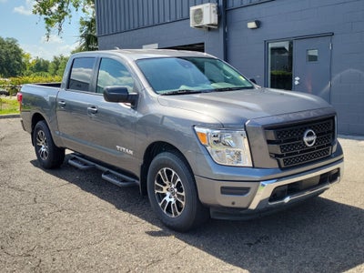 2024 Nissan Titan SV