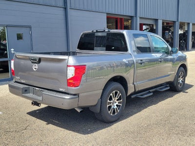 2024 Nissan Titan SV
