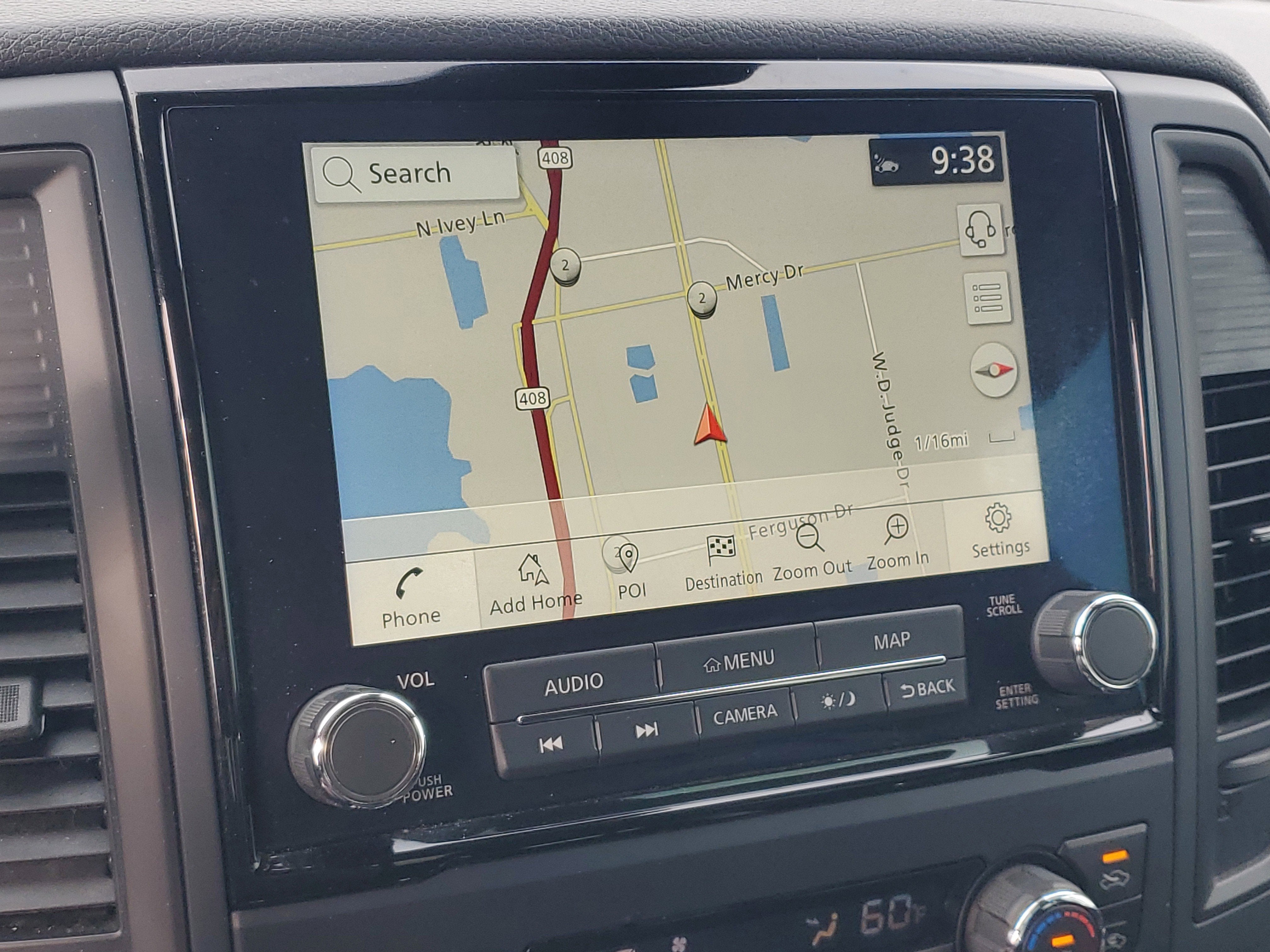 2022 Nissan Titan SV