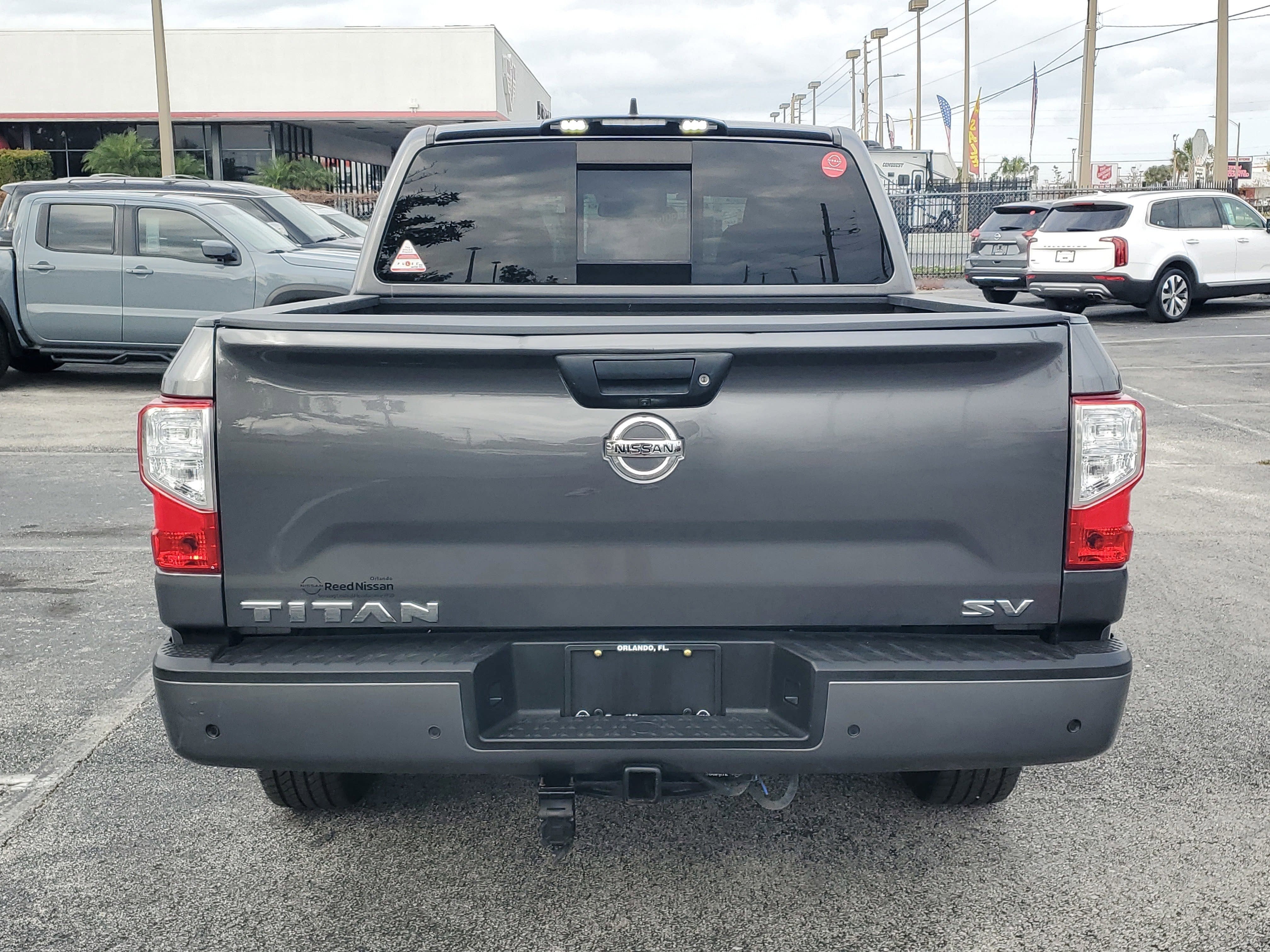 2022 Nissan Titan SV